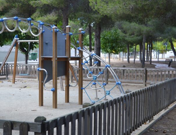 Parque infantil a 100 metro