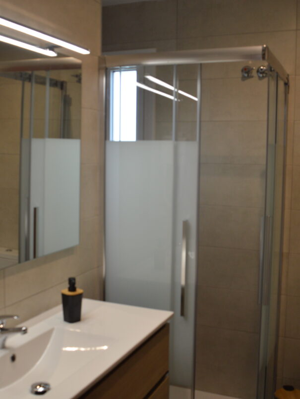 Segundo baño planta arriba
